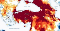 NASA Türkiye'yi harita ile uyardı: Yer altı suları tehlike sinyali veriyor: Geride bıraktığımız 2020'nin son aylarında Türkiye'de yağış oranları neredeyse her ay ortalamanın altında kaldı. Yağış oranlarındaki düşüş baraj seviyelerini etkilemiş durumda. Son günlerde görülen etkili kar yağışının baraj seviyelerini artırması beklense de NASA'nın açıklamasına göre Türkiye'nin büyük bir bölümünde yer altı suları da ortalama seviyenin altında.